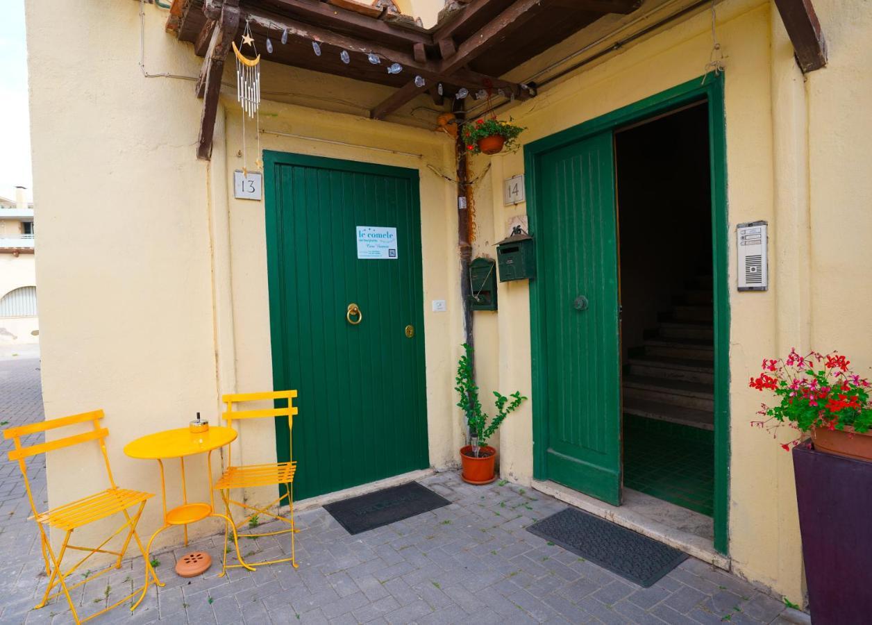 Roma Al Mare! Le Comete Del Borghetto Лидо-ди-Остия Экстерьер фото